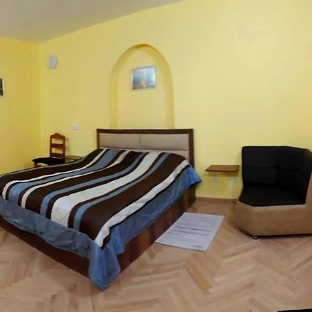 Room 1 Тбилиси Екстериор снимка